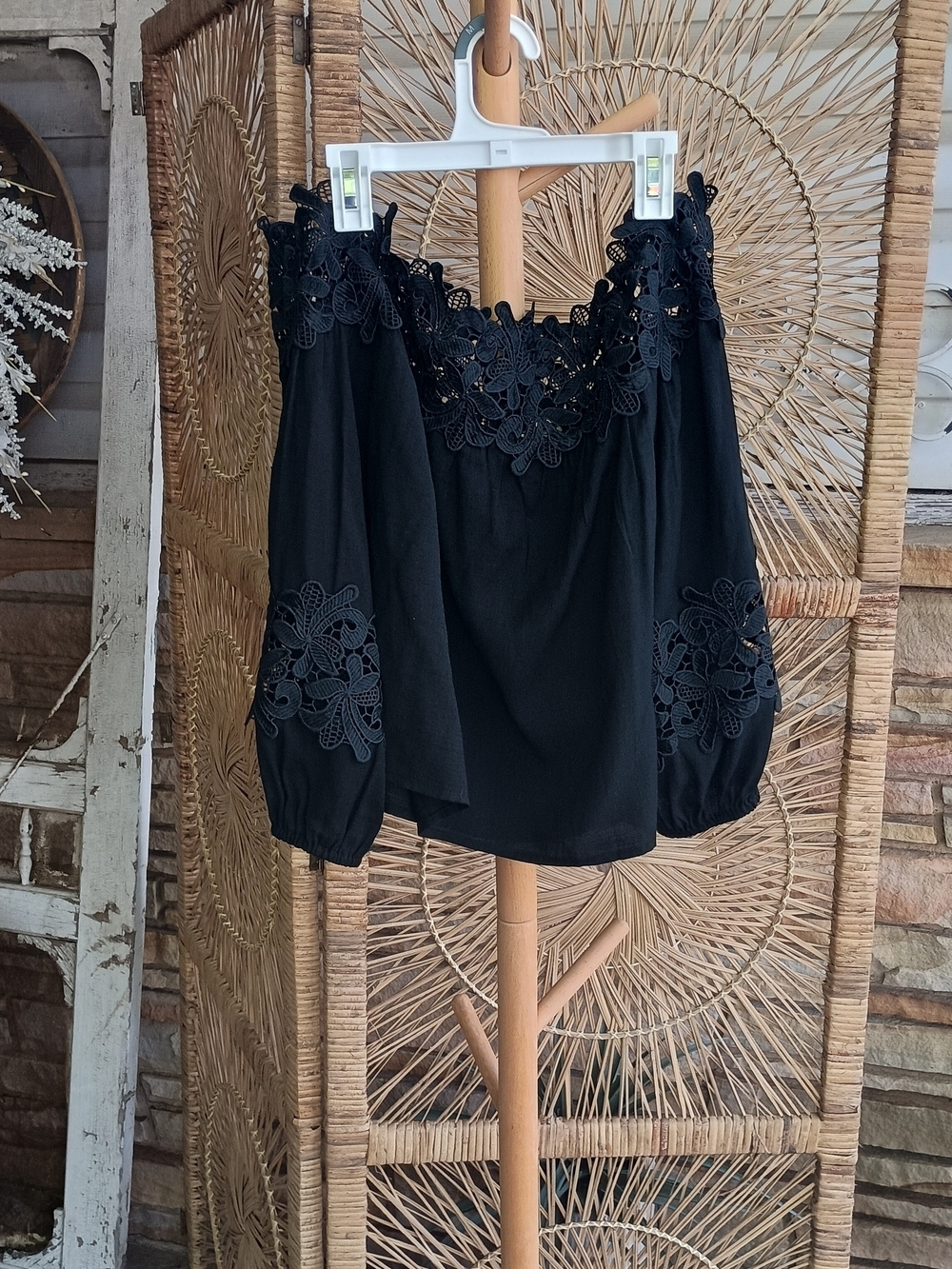 Gianni Bini Black Lace-Trim Off-Shoulder Women's Top_XL